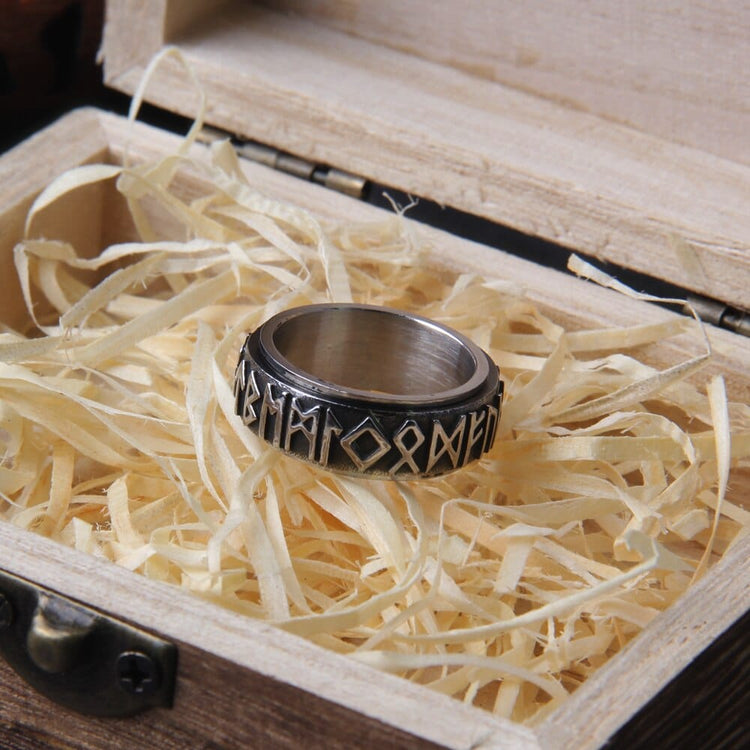 Viking Ring \"Futhark Ring: Echo of Infinity Viking Ring \"Futhark Ring: Echo of Infinity