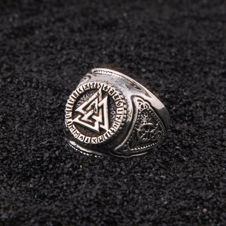 925 Sterling Silver Viking Ring - Power of the Valknut 925 Sterling Silver Viking Ring - Power of the Valknut