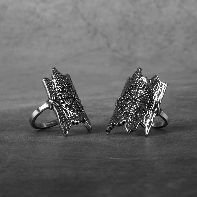 Viking ring l'écorse engraved with Vegvisir Viking ring l'écorse engraved with Vegvisir