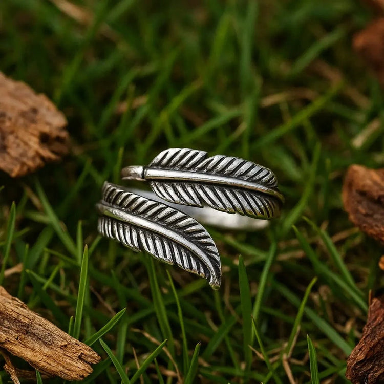 Viking ring - La Dernier Plume Viking ring - La Dernier Plume
