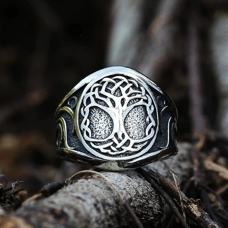 \"The root of the nine worlds\" viking signet ring \"The root of the nine worlds\" viking signet ring