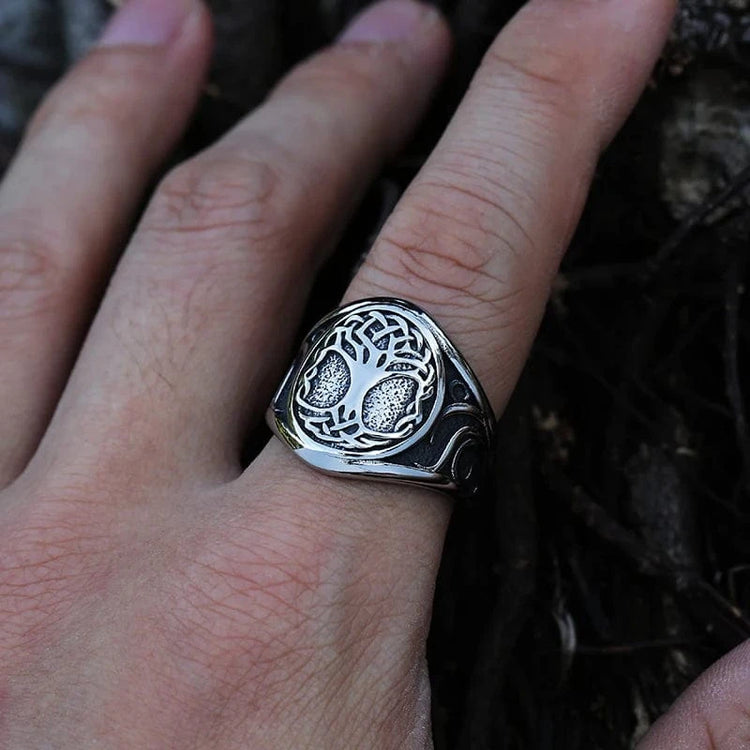 \"The root of the nine worlds\" viking signet ring \"The root of the nine worlds\" viking signet ring
