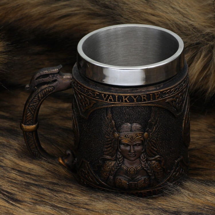 Viking mug \"Tankard des Ailes de la Valkyrie Viking mug \"Tankard des Ailes de la Valkyrie