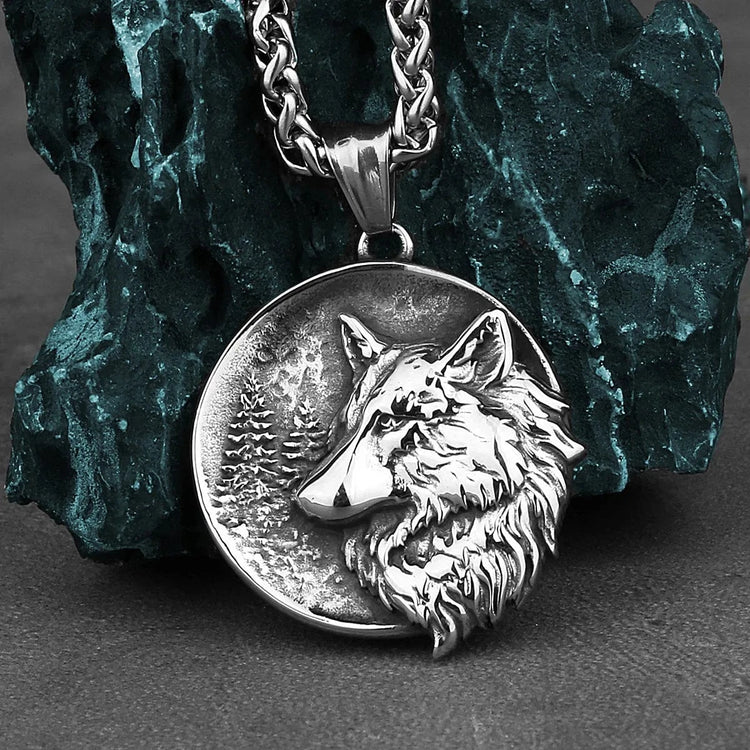 Wolf Awakening\" viking necklace Wolf Awakening\" viking necklace