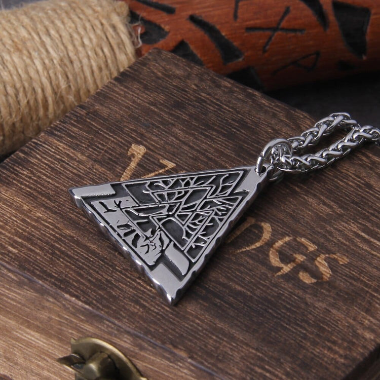 Viking Necklace \"Link of Worlds: Yggdrasil Valknut Pendant Viking Necklace \"Link of Worlds: Yggdrasil Valknut Pendant