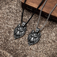 Viking wolf head necklace - Fenrir Viking wolf head necklace - Fenrir
