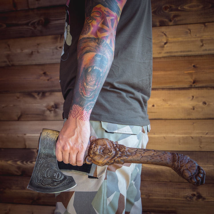 Viking Warrior Ax - "Bear's Fang" Viking Warrior Ax - "Bear's Fang"