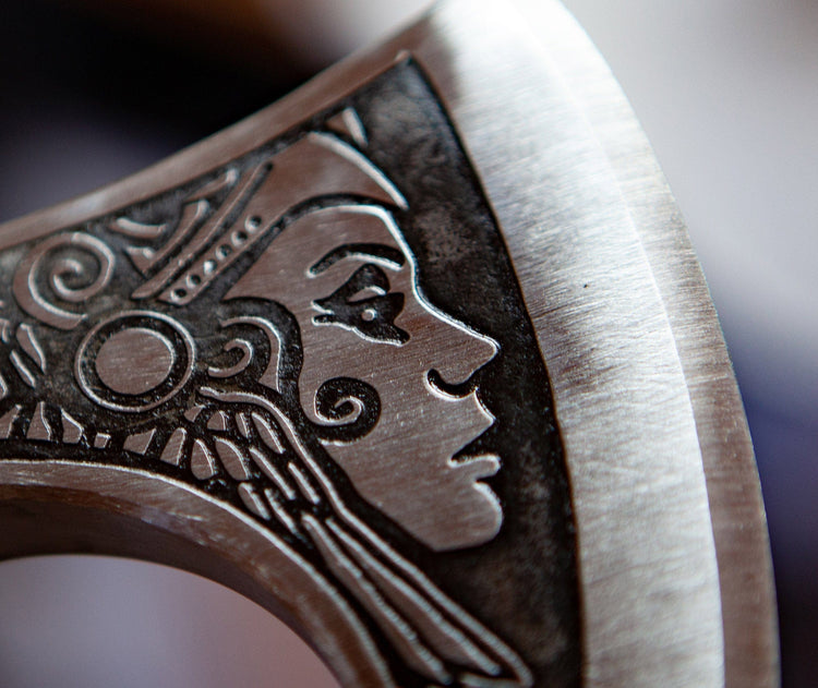 Viking Warrior Axe - \"Axe of the Aurora Borealis Viking Warrior Axe - \"Axe of the Aurora Borealis