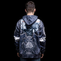 Hoodie Viking \"Hoodie Odin et Gungnir - Les Haches du Valknut\" (Odin and Gungnir Hoodie - The Axes of Valknut) Hoodie Viking \"Hoodie Odin et Gungnir - Les Haches du Valknut\" (Odin and Gungnir Hoodie - The Axes of Valknut)
