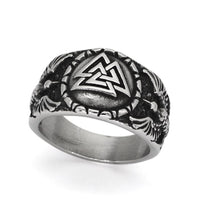 Valknut ring worn by Odin's ravens Valknut ring worn by Odin's ravens