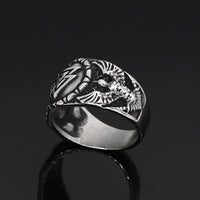 Valknut ring worn by Odin's ravens Valknut ring worn by Odin's ravens
