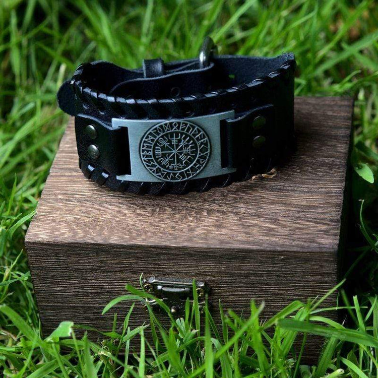 Leather Bracelet Black - Rune Viking Leather Bracelet Black - Rune Viking