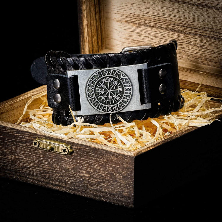 Leather Bracelet Black - Rune Viking Leather Bracelet Black - Rune Viking