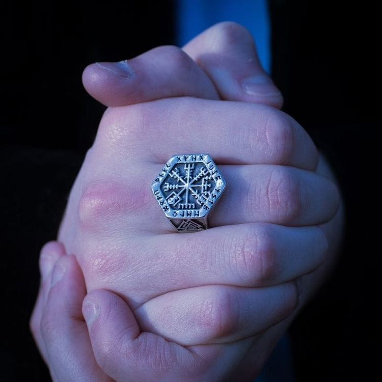 Viking rune signet ring Vegvisir - Stainless steel Viking rune signet ring Vegvisir - Stainless steel