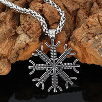Aegishjalmur courage necklace Aegishjalmur courage necklace