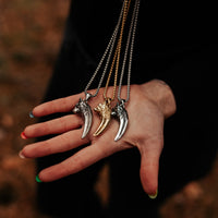 'Never give up' wolf necklace 'Never give up' wolf necklace
