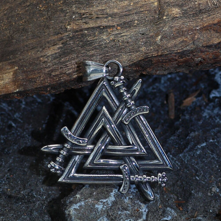Necklace Swords of the Fallen Heroes - Valknut Necklace Swords of the Fallen Heroes - Valknut