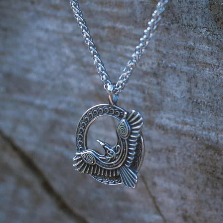 Odin's Glory Necklace - raven of vision Odin's Glory Necklace - raven of vision