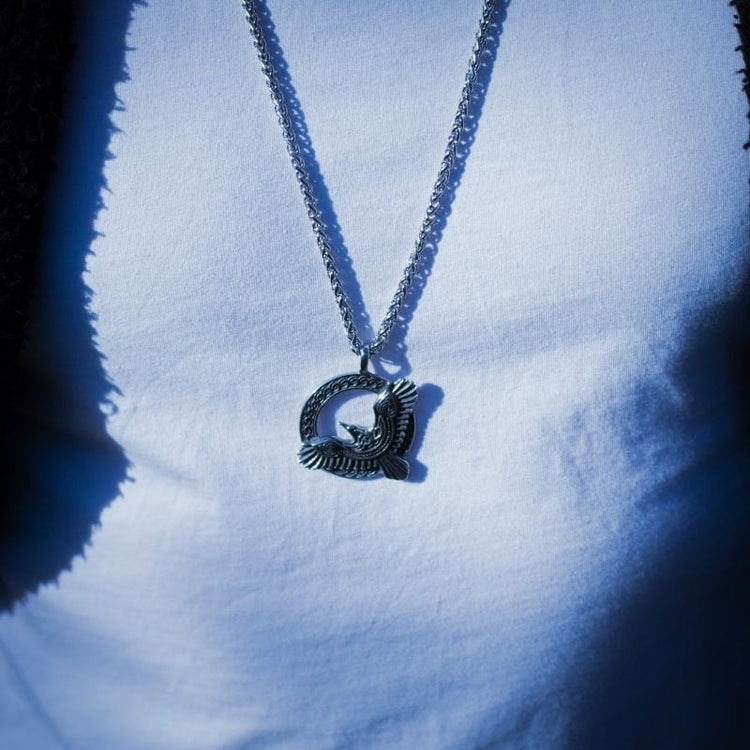 Odin's Glory Necklace - raven of vision Odin's Glory Necklace - raven of vision