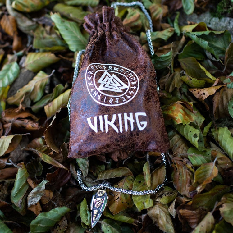 Odin's spear necklace - Valknut Odin's spear necklace - Valknut