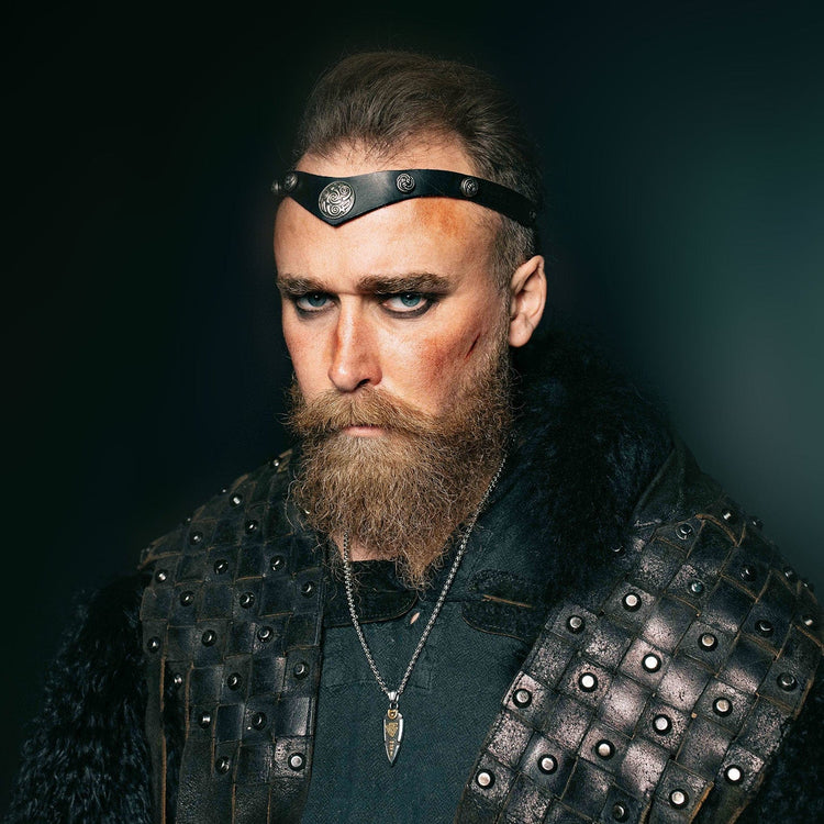 Odin's spear necklace - Valknut Odin's spear necklace - Valknut
