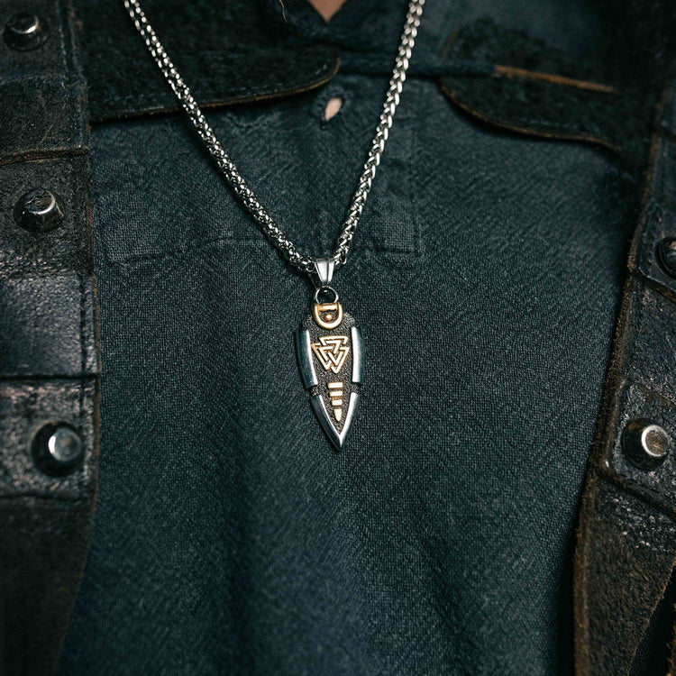 Odin's spear necklace - Valknut Odin's spear necklace - Valknut