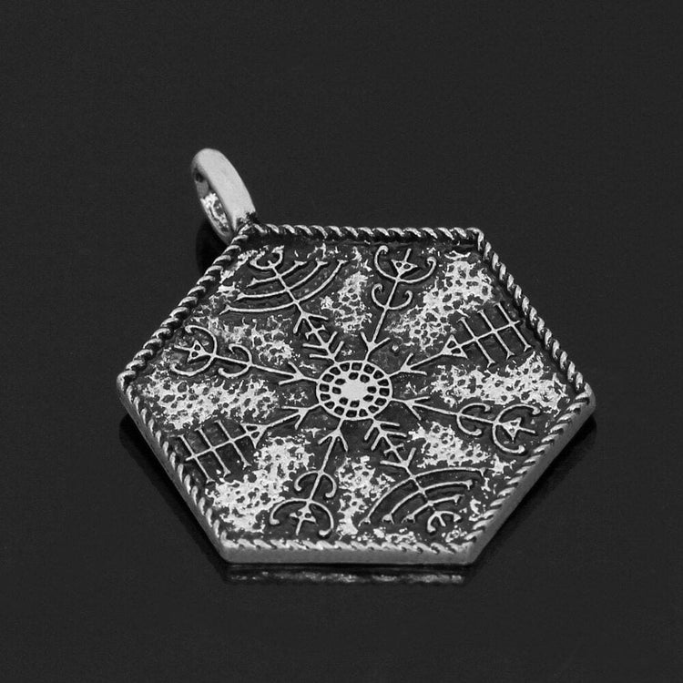 Necklace with carved spirit guide Vegvisir Necklace with carved spirit guide Vegvisir