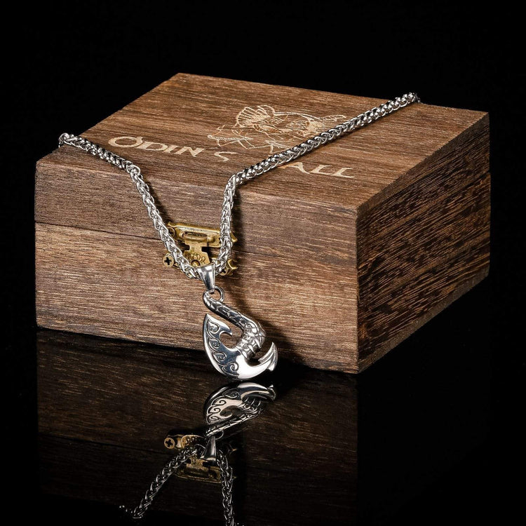 Thor's stability necklace in the shape of an anchor Thor's stability necklace in the shape of an anchor