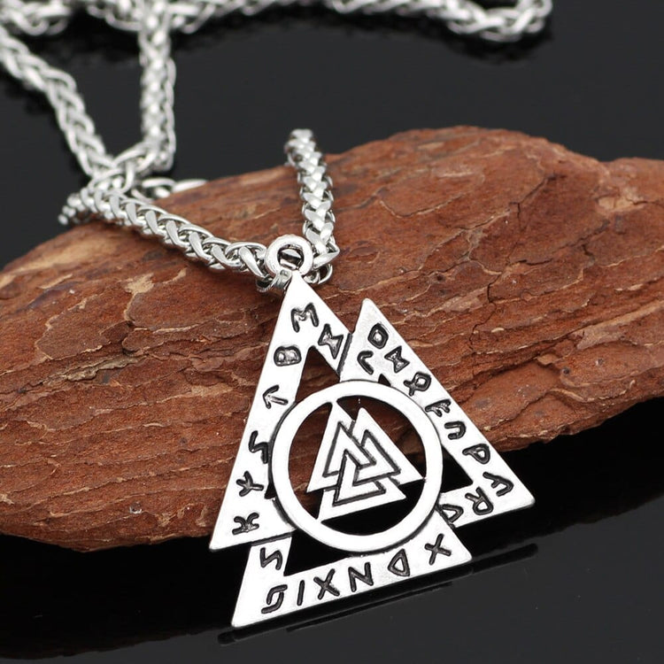 Interlocking Valknut collar Interlocking Valknut collar