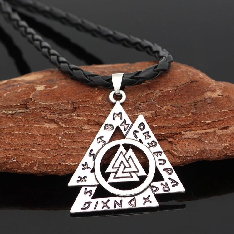 Interlocking Valknut collar Interlocking Valknut collar