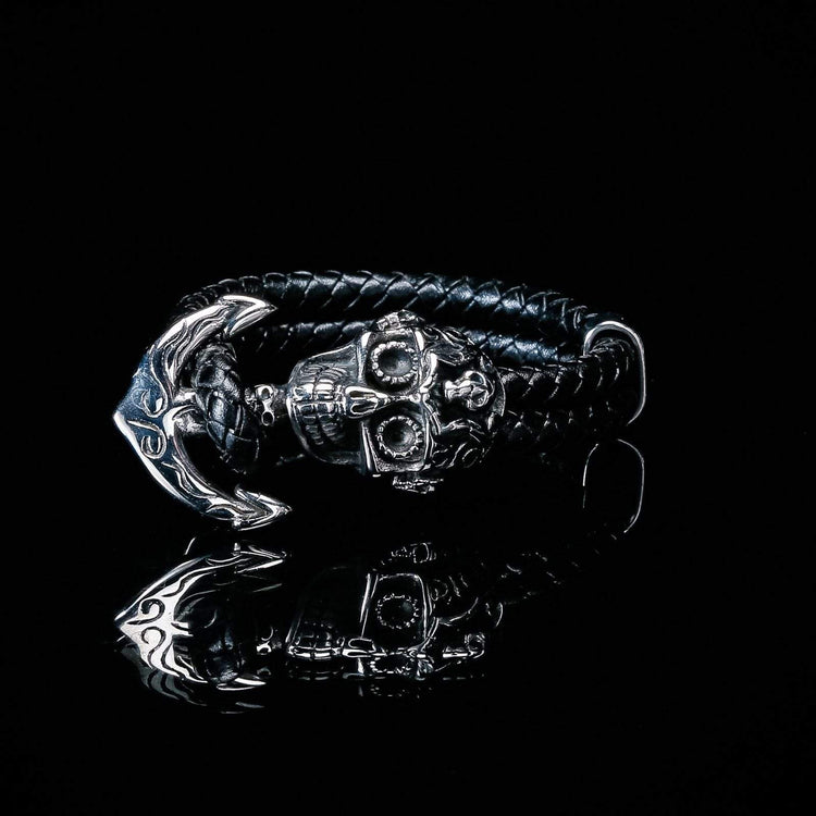 Viking bracelet terror of the sailors in leather Viking bracelet terror of the sailors in leather