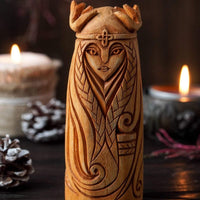 Wooden statue of Sif Wooden statue of Sif