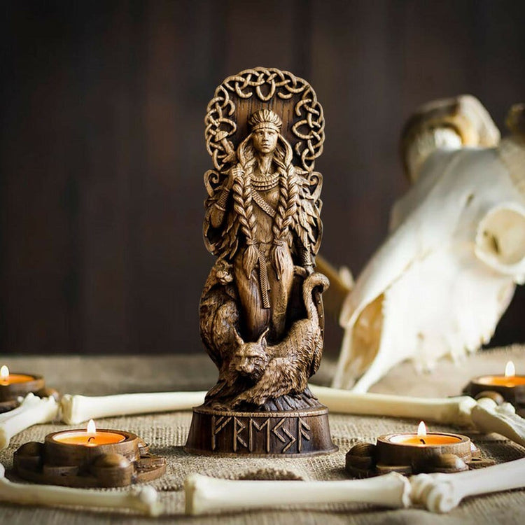 Statuette of the Viking gods in resin Statuette of the Viking gods in resin
