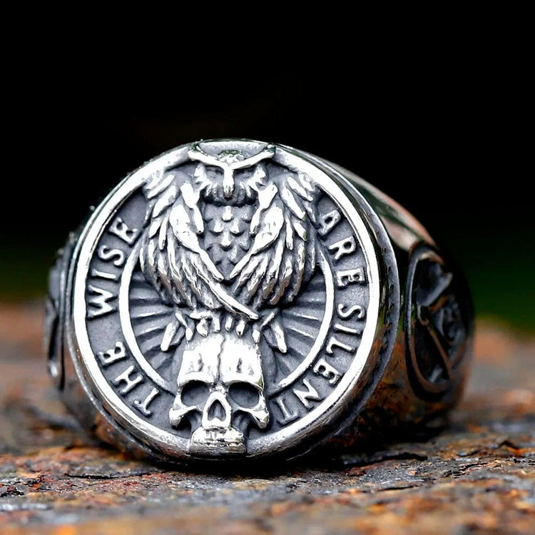 Viking ring \"On triomphe toujours\" (We always triumph)