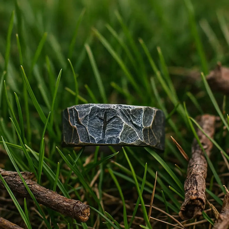 Viking rune ring \"Heroic Destiny\"