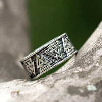 Twirling Valknut Viking ring