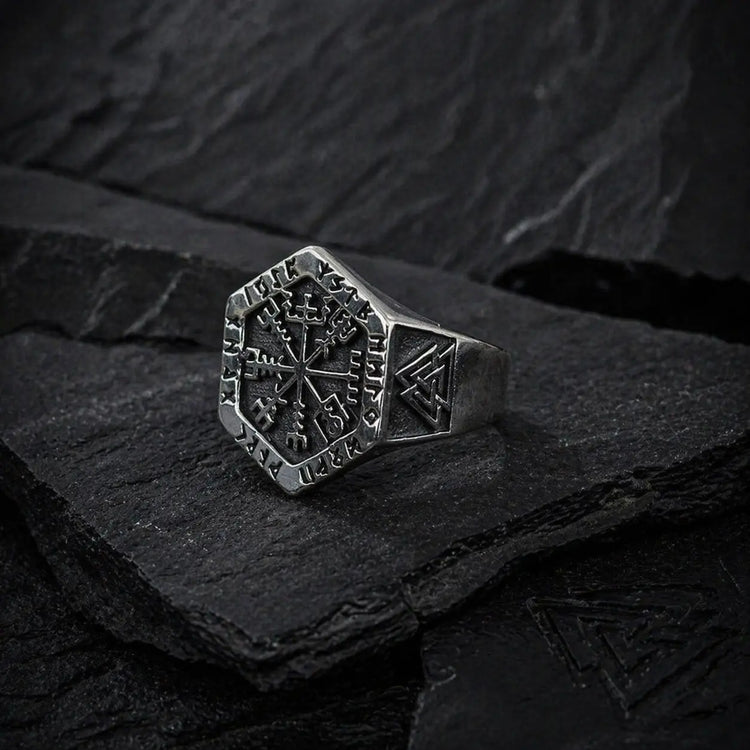 Viking Rune Vegvisir Signet Ring - Stainless Steel