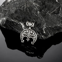 Nordic iris flower necklace