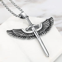 Necklace \"Resist, always\"