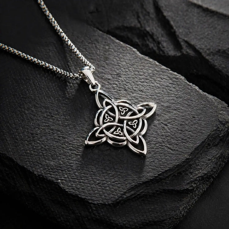 \"Eternal Life\" Necklace Celtic Trinity Knot
