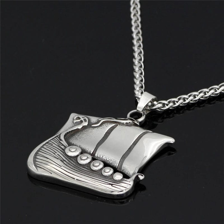 Viking necklace le grand drakkar