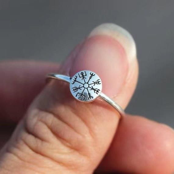 Vegvisir Warrior Ring with Shield