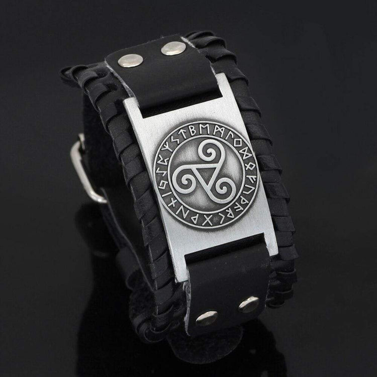 Triskele Breton leather bracelet