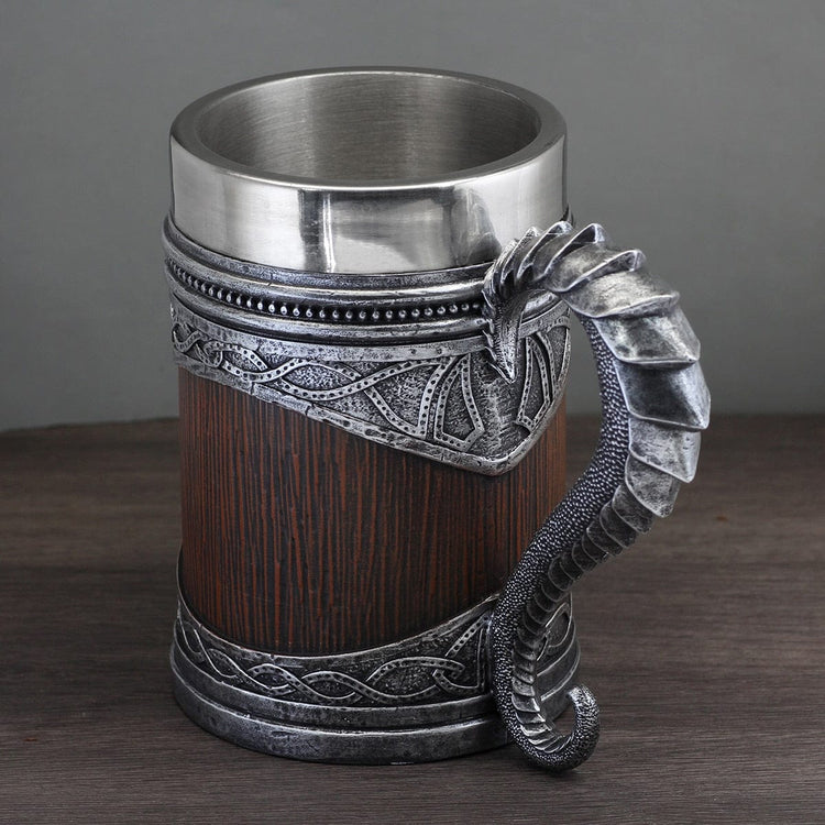 Viking mug \"breath of the dragon\" in resin