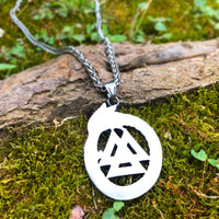 Necklace of the Valiant Fighter - Valknut