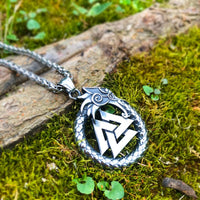 Necklace of the Valiant Fighter - Valknut