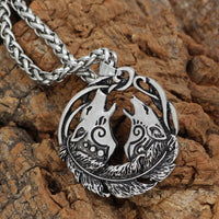 Wolf howling necklace