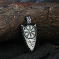 Protective spearhead necklace
