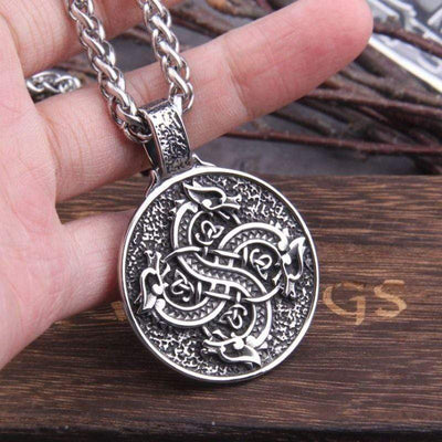 Viking necklace dragon dance