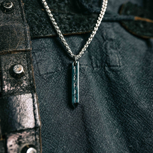 Collier Pendentif de protection runique d'Odin - Odins Hall